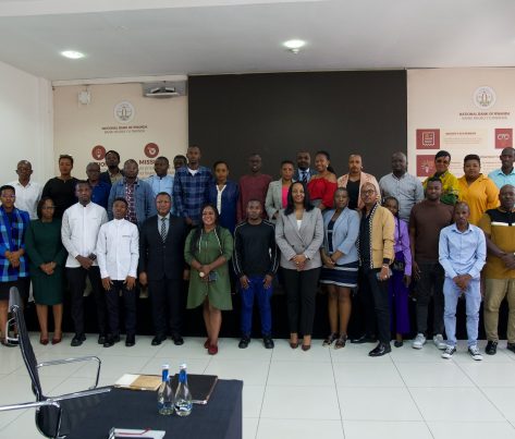 From the Central Bank to the Public: Journalists Trained on Financial Stability